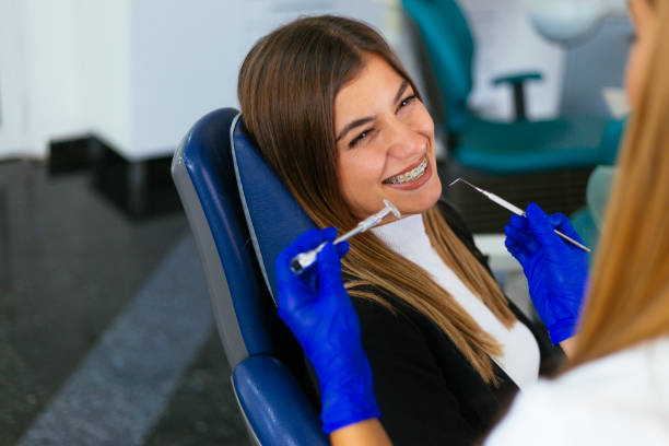 Best Tooth Extraction  in Stallion Springs, CA
